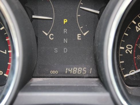 Used 2012 Toyota Highlander SE FWD image 8