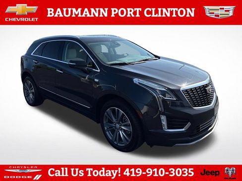 Used 2022 Cadillac XT5 Premium Luxury FWD image 1