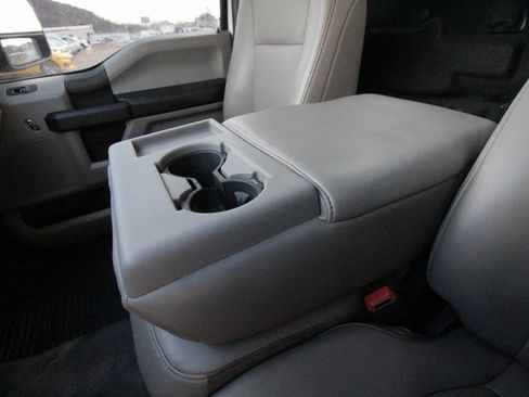 Used 2021 Ford F550 4x4 Regular Cab Super Duty image 33