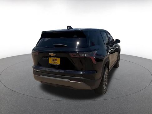 Used 2025 Chevrolet Equinox LT FWD image 13