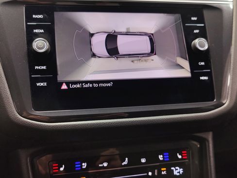 Used 2024 Volkswagen Tiguan SEL R-Line image 26