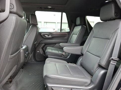 Certified 2023 Chevrolet Tahoe Z71 w/ Luxury Package image 8