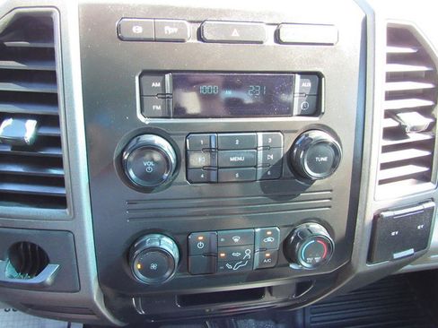 Used 2017 Ford F550 2WD Crew Cab Super Duty image 47