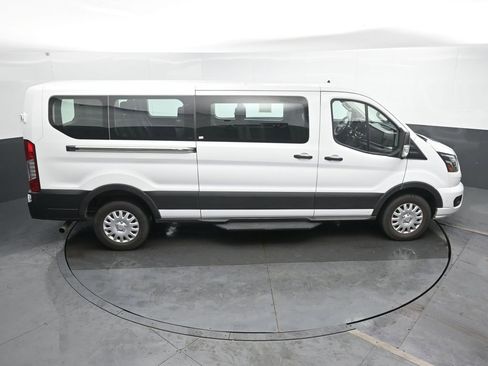 Used 2023 Ford Transit 350 XLT image 32
