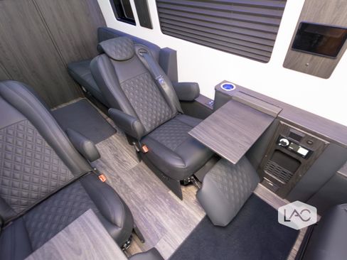 Used 2026 Mercedes-Benz Sprinter 3500 image 11