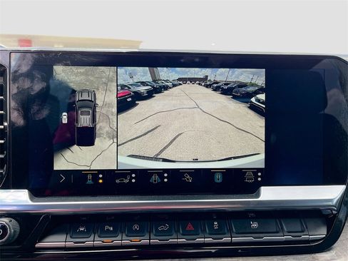 Used 2023 Chevrolet Silverado 1500 LTZ image 14