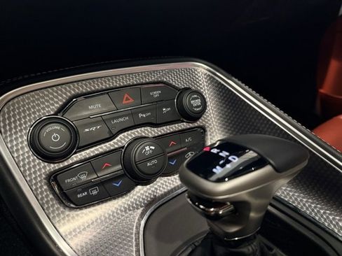 Used 2019 Dodge Challenger SRT Hellcat Redeye image 37