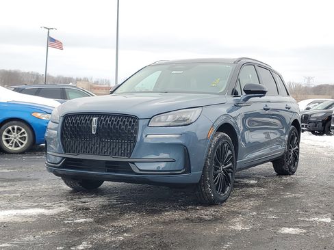 New 2026 Lincoln Corsair Premiere image 2