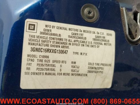 Used 1999 Chevrolet Suburban 2WD w/ Preferred Equipment Group 3 image 15