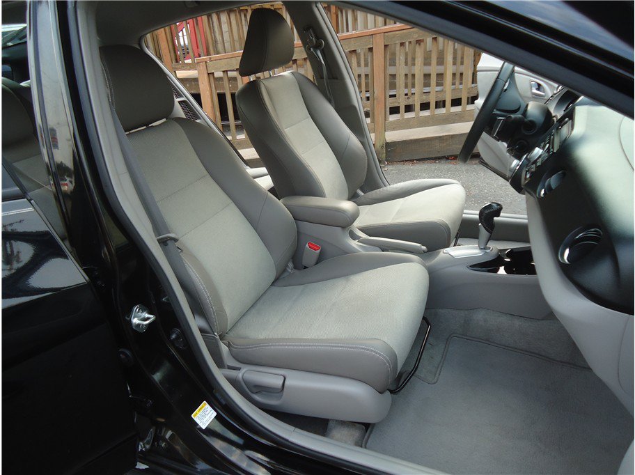 Used 2012 Honda Insight EX image 16