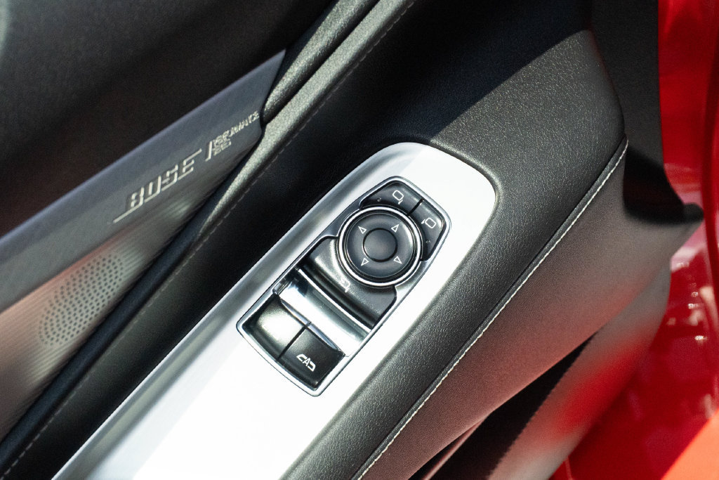Used 2021 Chevrolet Corvette Stingray Preferred Cpe w/ Z51 Performance Package RWD image 18