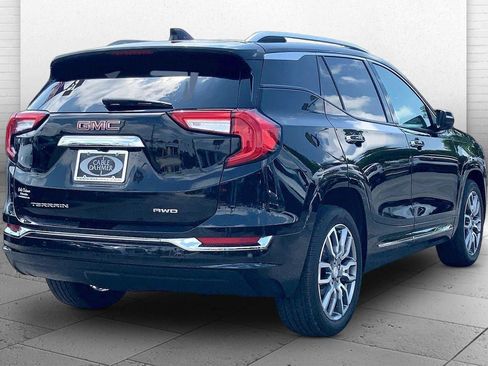 Used 2022 GMC Terrain Denali w/ Denali Premium Package AWD/4WD image 12