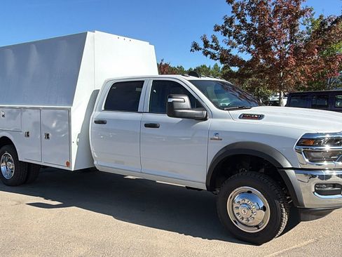 New 2026 RAM 5500 Tradesman w/ Chrome Appearance Group AWD/4WD image 5