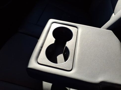 Used 2024 Chevrolet Colorado LT w/ LT Convenience Package III image 28