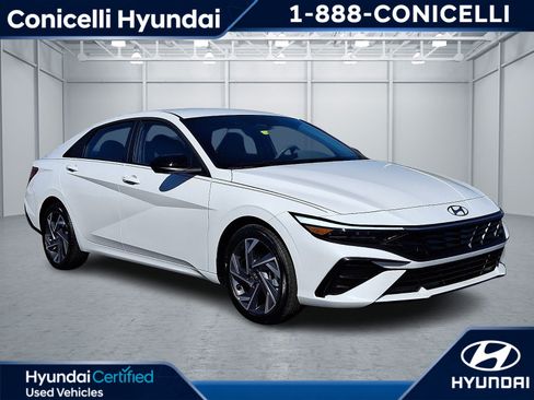 Certified 2025 Hyundai Elantra Sport FWD image 1
