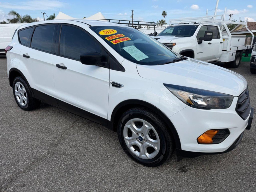Used 2019 Ford Escape S FWD image 3