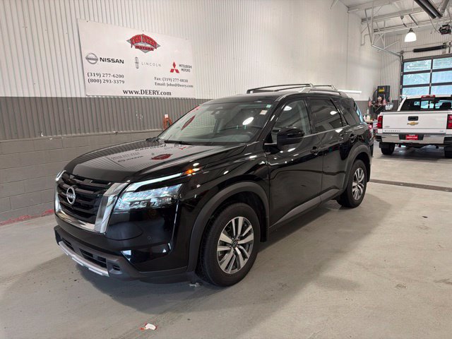 Certified 2025 Nissan Pathfinder SL AWD/4WD image 8