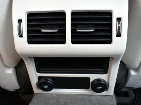 Used 2019 Jaguar XE Prestige image 43