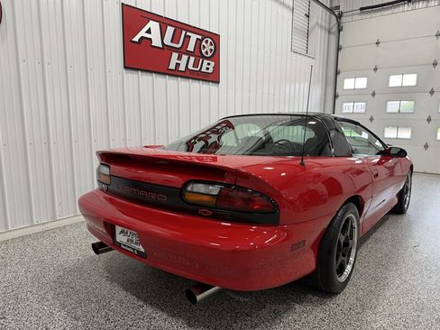 Used 2002 Chevrolet Camaro Z28 w/ Preferred Equipment Group 2 RWD image 26
