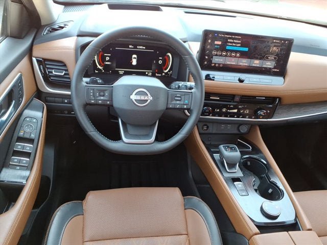 Certified 2026 Nissan Rogue Platinum w/ Platinum Premium Package AWD/4WD image 13