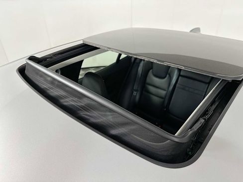 Used 2025 Volvo S60 B5 Core image 19