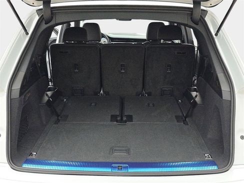 New 2026 Audi Q7 3.0T Premium Plus image 13