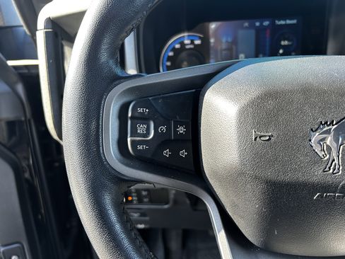 Used 2023 Ford Bronco Big Bend image 12