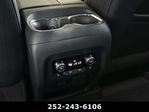 Used 2026 GMC Acadia Denali Ultimate w/ LPO, Floor Liner Package AWD/4WD image 29