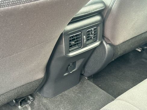 Used 2023 Toyota RAV4 LE FWD image 36