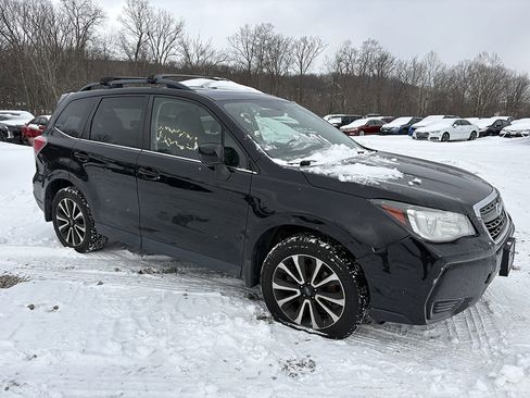 Used 2017 Subaru Forester 2.0XT Premium image 4