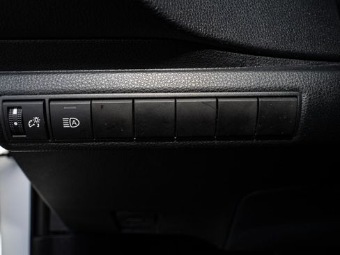 Used 2022 Toyota Corolla SE image 21