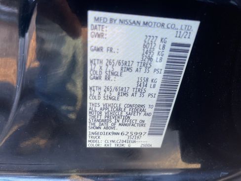 Used 2022 Nissan Frontier SV image 29