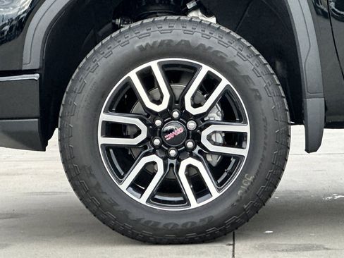 New 2026 GMC Sierra 1500 AT4 w/ LPO, Black Badging Package image 26
