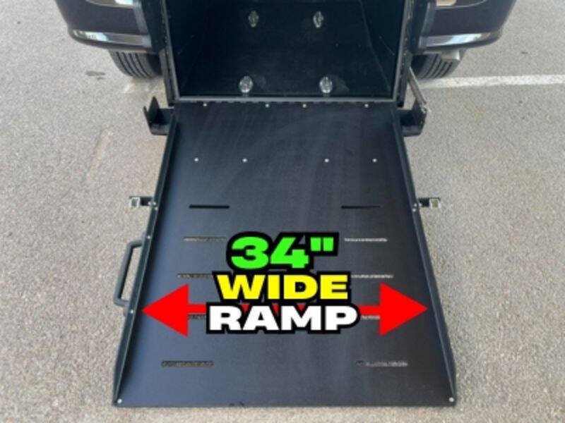 Used 2018 Dodge Grand Caravan SE w/ UConnect Hands-Free Group FWD image 47
