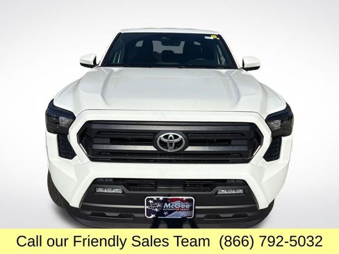 New 2025 Toyota Tacoma SR5 image 9