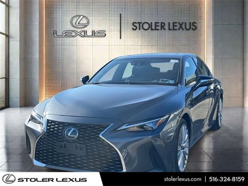 Used 2023 Lexus IS 300 AWD w/ Premium Package image 3