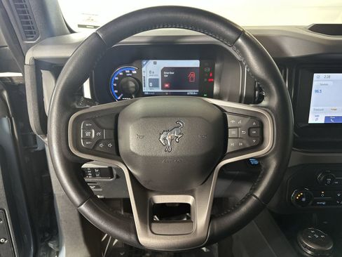 Used 2023 Ford Bronco Big Bend image 18