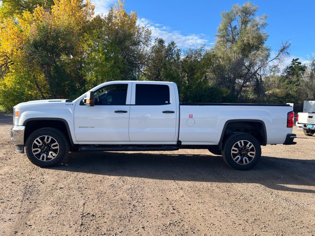 Used 2019 GMC Sierra 2500 4x4 Crew Cab w/ Sierra Convenience Package image 2