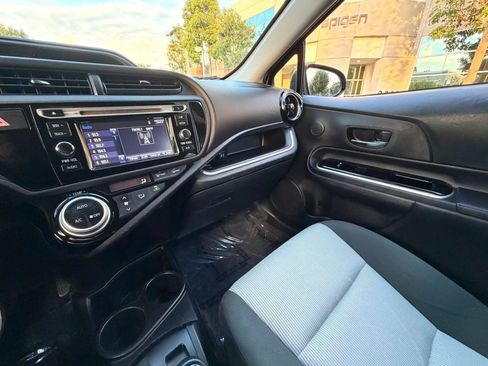 Used 2015 Toyota Prius C Two FWD image 22