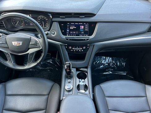 Used 2022 Cadillac XT5 Sportv w/ LPO, ONYX Package image 15