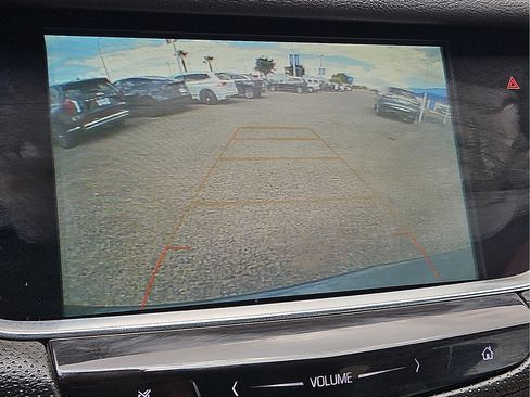 Used 2019 Cadillac XT5 FWD image 15