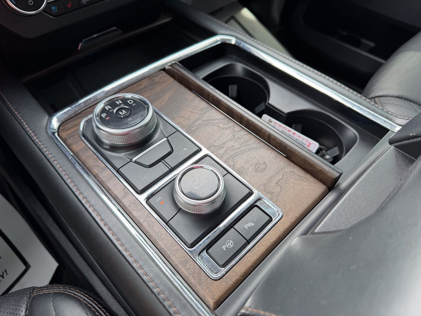 Used 2020 Ford Expedition Platinum AWD/4WD image 18