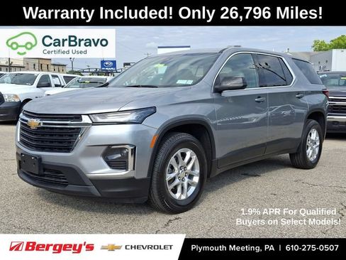 Certified 2023 Chevrolet Traverse LS AWD/4WD image 1