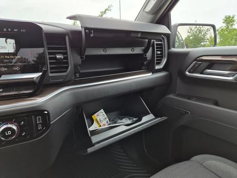 Used 2026 GMC Sierra 1500 Elevation AWD/4WD image 32