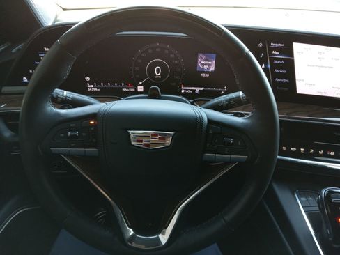 Certified 2023 Cadillac Escalade Sport Platinum w/ LPO, ONYX Package AWD/4WD image 15