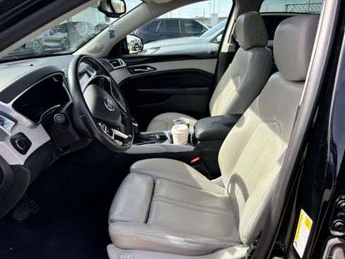 Used 2014 Cadillac SRX Luxury w/ Driver Awareness Package image 11