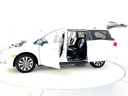 Used 2021 Honda Odyssey EX-L image 10