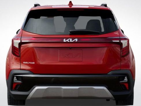 New 2026 Kia Seltos S FWD image 13