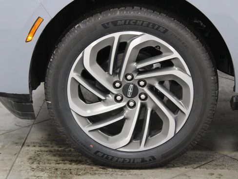 New 2026 Lincoln Navigator Reserve AWD/4WD image 21