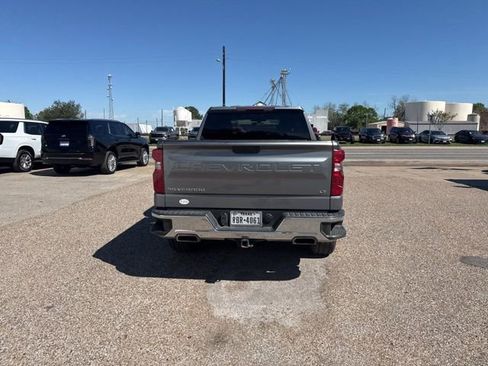 Used 2021 Chevrolet Silverado 1500 LT w/ Z71 Off-Road Package image 7
